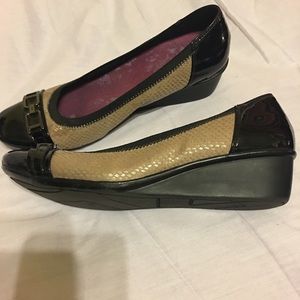 Merreli Wedges size 10M comfort-Sale